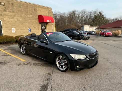 Used 2012 BMW 335is Convertible image 25