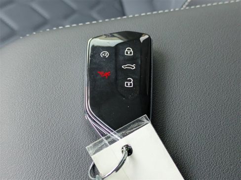 Certified 2026 Volkswagen Tiguan SEL R-Line image 46