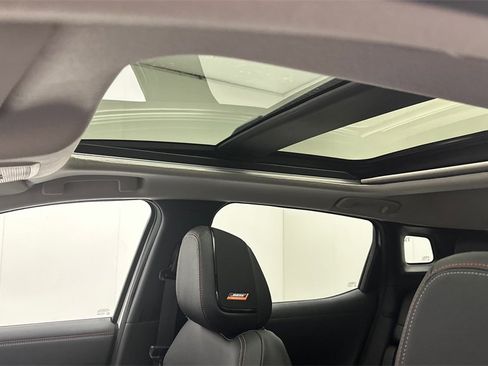 New 2026 Nissan Kicks SR w/ SR Premium Package image 16