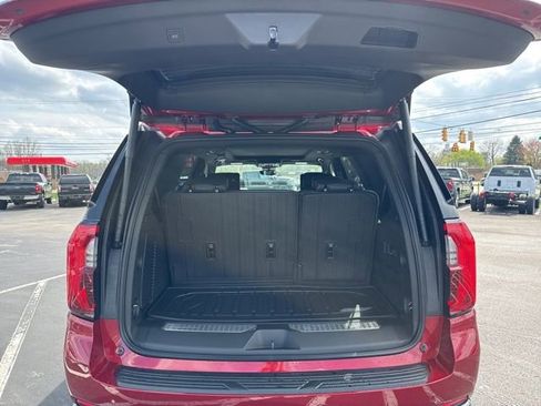 New 2026 GMC Yukon AT4 w/ AT4 Premium Plus Package AWD/4WD image 7