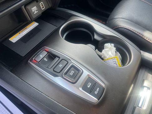 Used 2022 Honda Pilot TrailSport image 24