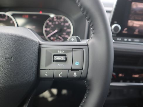 New 2026 Nissan Rogue SV FWD image 19