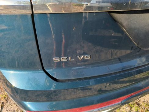 Certified 2023 Volkswagen Atlas Cross Sport SEL Premium R-Line AWD/4WD image 5