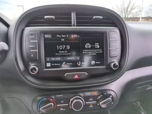 Used 2025 Kia Soul LX FWD image 25