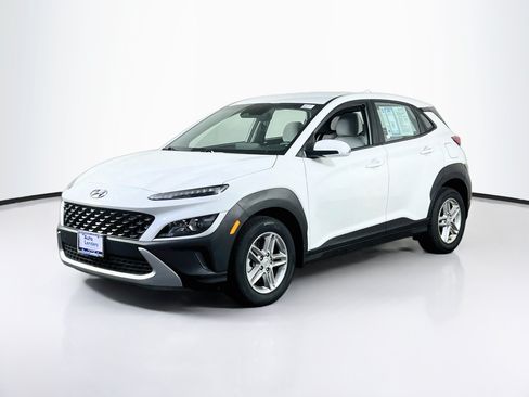 Used 2023 Hyundai Kona SE AWD/4WD image 1