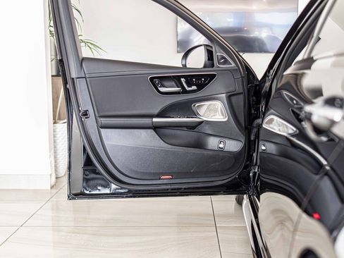 Used 2024 Mercedes-Benz C 300 4MATIC Sedan w/ AMG Line w/ Night Package image 32