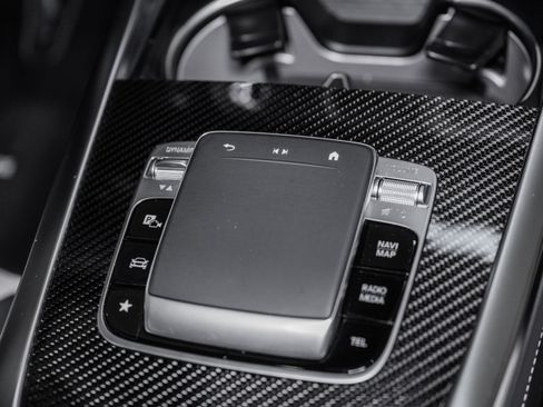 Used 2025 Mercedes-Benz G 63 AMG 4MATIC image 46