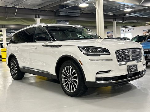 Used 2023 Lincoln Aviator Reserve w/ Elements Package Plus AWD/4WD image 1