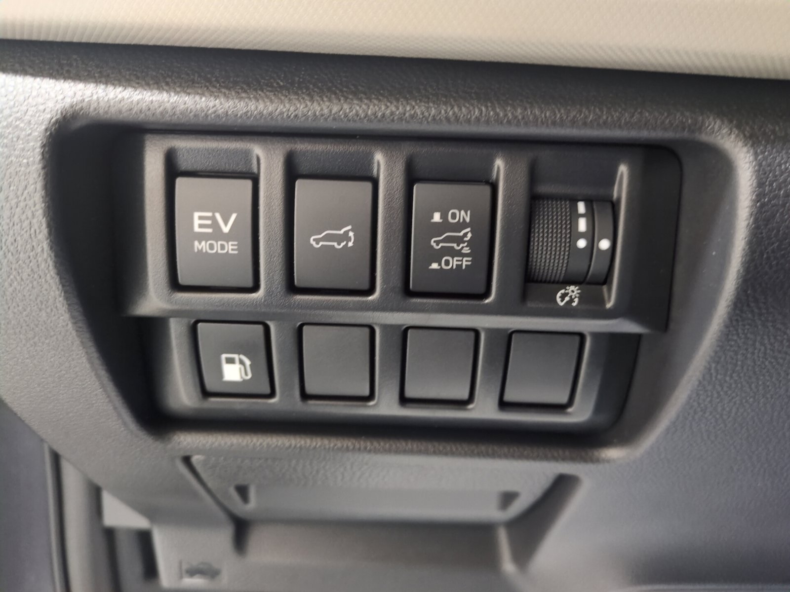Used 2025 Subaru Forester Limited w/ Popular Package AWD/4WD image 21
