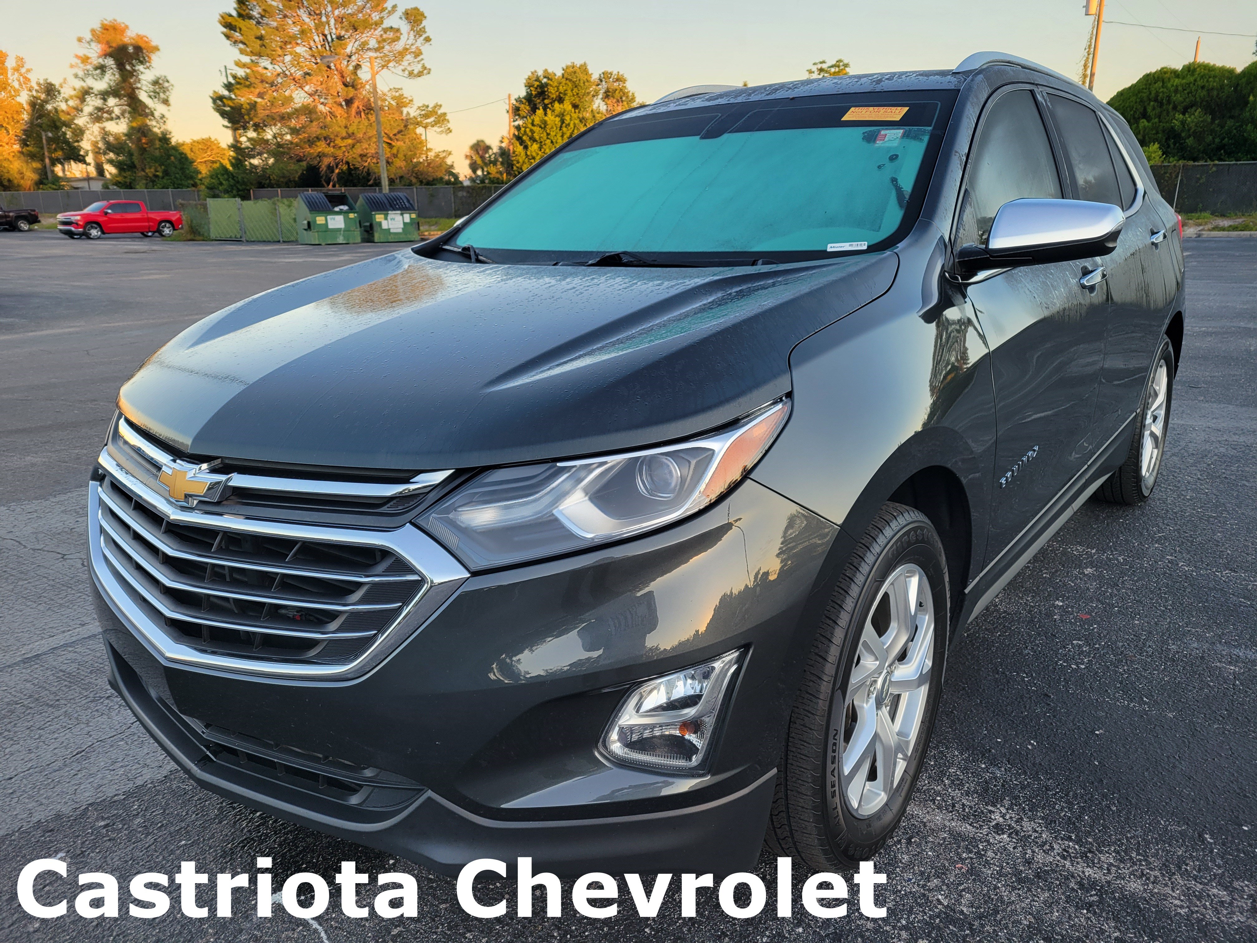 Used 2018 Chevrolet Equinox Premier FWD image 1