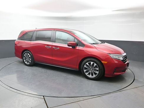 Certified 2023 Honda Odyssey EX-L image 9