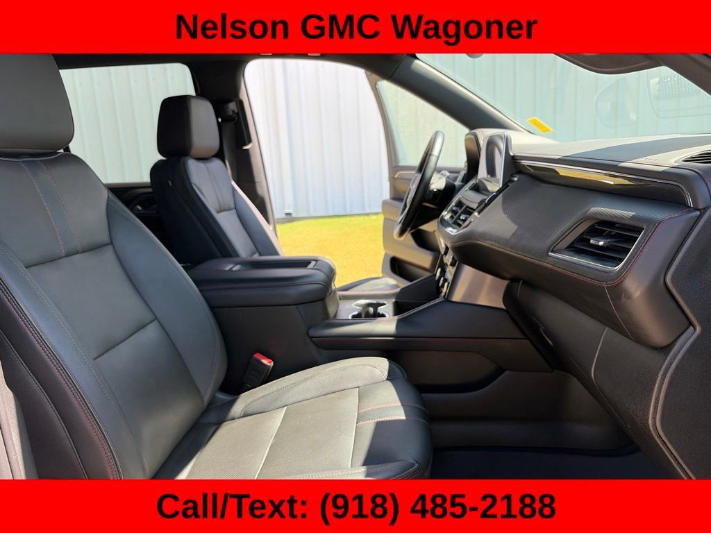 Used 2023 Chevrolet Tahoe RST w/ Luxury Package AWD/4WD image 21
