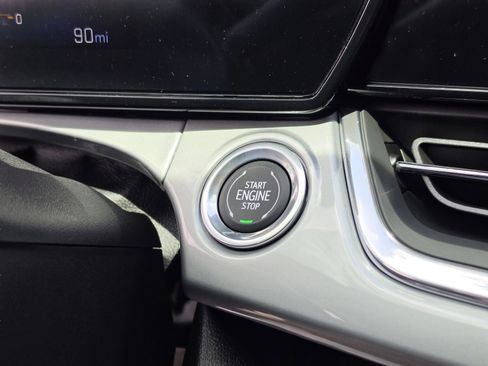 New 2026 Chevrolet Trax LT w/ Sunroof Package FWD image 33