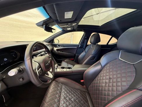 Used 2025 Genesis G70 3.3T Advanced w/ Sport Prestige Package AWD/4WD image 34