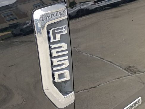 Used 2021 Ford F250 Lariat w/ Lariat Value Package AWD/4WD image 15