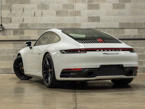 Used 2020 Porsche 911 Carrera 4S AWD/4WD image 5
