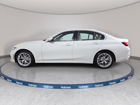 Used 2025 BMW 330i xDrive Sedan w/ Premium Package AWD/4WD image 9