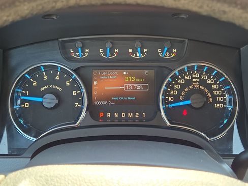 Used 2014 Ford F150 XLT w/ Equipment Group 302A Luxury AWD/4WD image 20