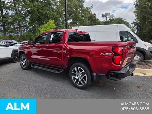 Used 2024 Chevrolet Colorado Z71 w/ Z71 Convenience Package 2 AWD/4WD image 10