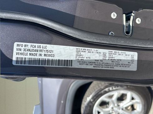 Used 2024 Jeep Compass Sport image 44