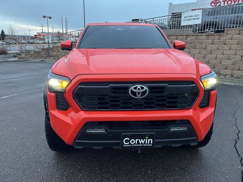 Used 2024 Toyota Tacoma TRD Off-Road w/ TRD Off Road Premium Package image 16