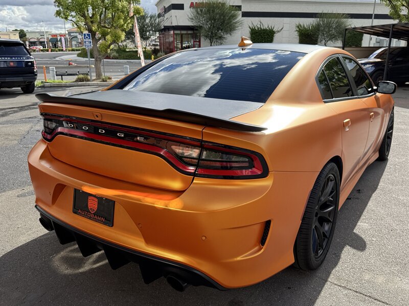 Used 2018 Dodge Charger R/T Scat Pack w/ Dynamics Package RWD image 18