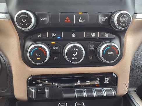 Used 2022 RAM 2500 Laramie w/ Safety Group B AWD/4WD image 6