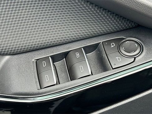 New 2026 Chevrolet Equinox RS image 15