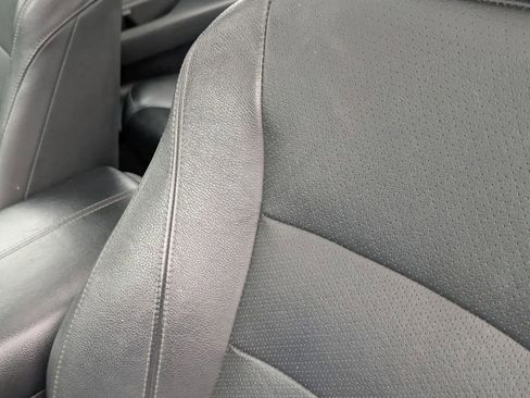 Used 2017 Honda Accord EX-L image 24