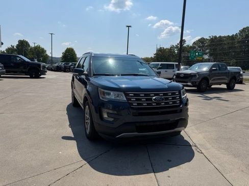 Used 2016 Ford Explorer Limited AWD/4WD image 6