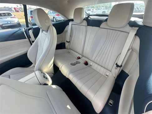 Used 2023 Mercedes-Benz E 450 E 450 image 21