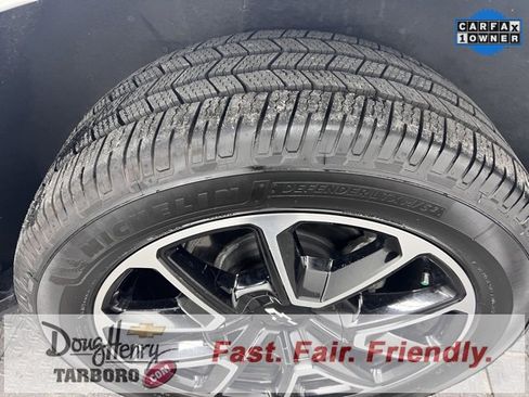 Used 2023 Chevrolet Suburban RST w/ Luxury Package image 20