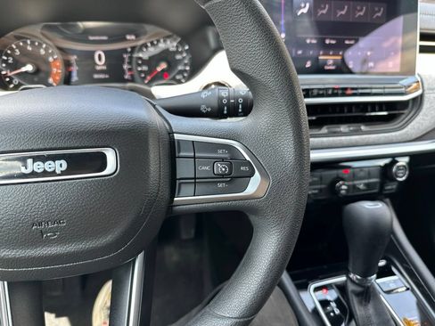 Used 2023 Jeep Compass Sport AWD/4WD image 27
