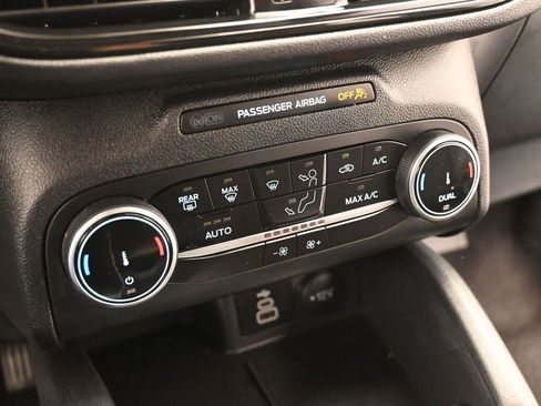 Certified 2025 Ford Escape ST-Line AWD/4WD image 18