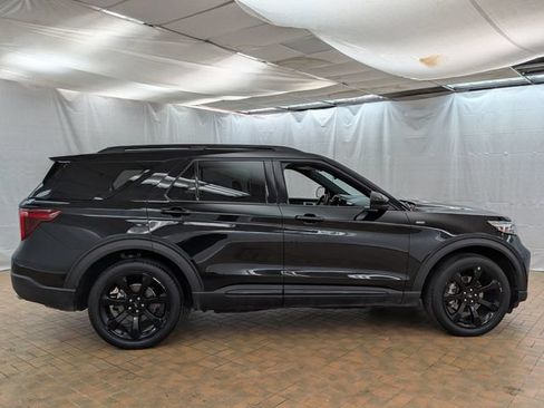 Certified 2023 Ford Explorer ST-Line w/ Class IV Trailer Tow Package AWD/4WD image 8