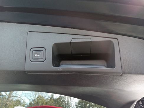 Used 2024 Cadillac XT5 Premium Luxury image 24