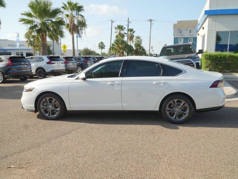 Used 2024 Honda Accord EX-L image 14