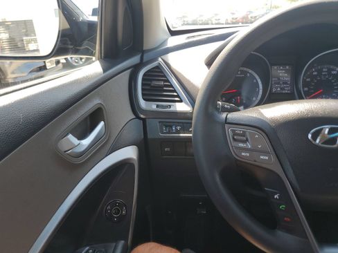 Used 2014 Hyundai Santa Fe Sport FWD image 18