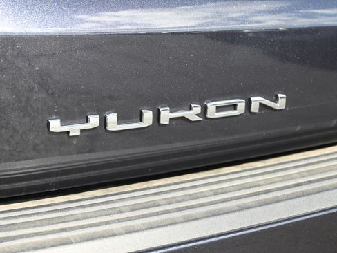 New 2026 GMC Yukon Elevation RWD image 23