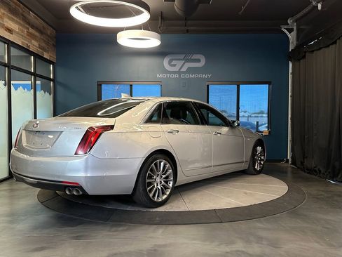 Used 2017 Cadillac CT6 3.6 AWD image 3
