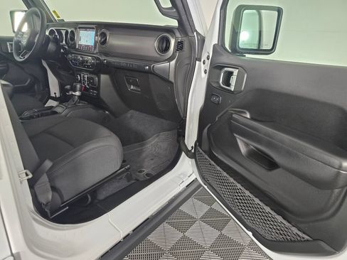 Used 2023 Jeep Wrangler Unlimited w/ Cold Weather Group AWD/4WD image 42