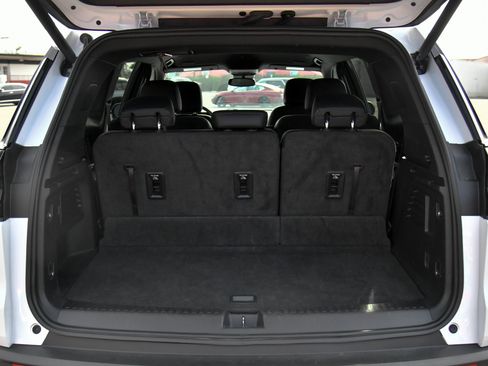 Used 2024 GMC Acadia Elevation image 49