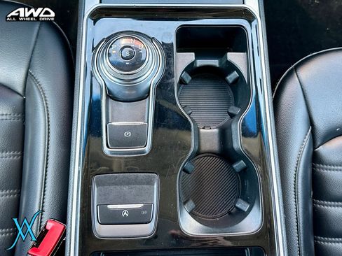 Used 2020 Ford Edge SEL w/ Cold Weather Package AWD/4WD image 33