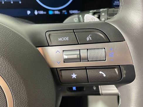 Certified 2024 Hyundai Kona SEL FWD image 12