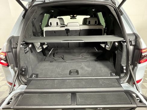 Used 2023 BMW X7 xDrive40i w/ M Sport Package image 27