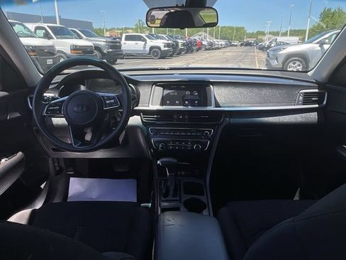 Used 2019 Kia Optima LX FWD image 18