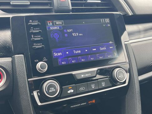 Used 2020 Honda Civic Sport image 12