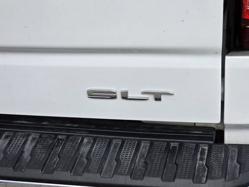 Used 2025 GMC Sierra 1500 SLT AWD/4WD image 11