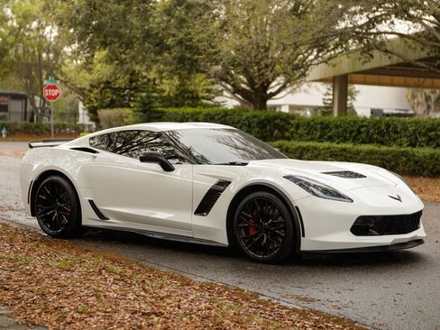 Used 2019 Chevrolet Corvette Z06 image 7