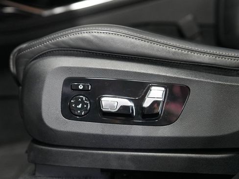 Used 2023 BMW X7 xDrive40i w/ Executive Package AWD/4WD image 35